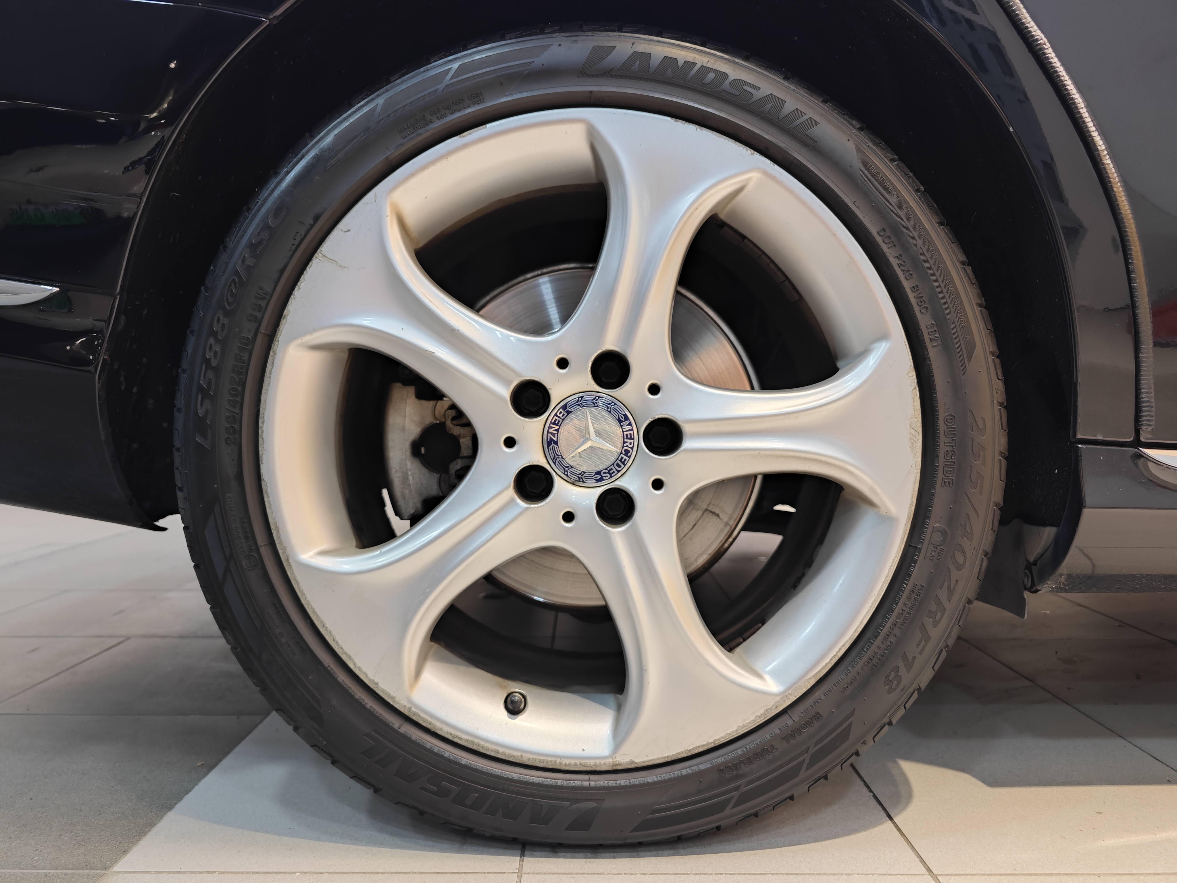 Mercedes-Benz C Class 2015 car image #32
