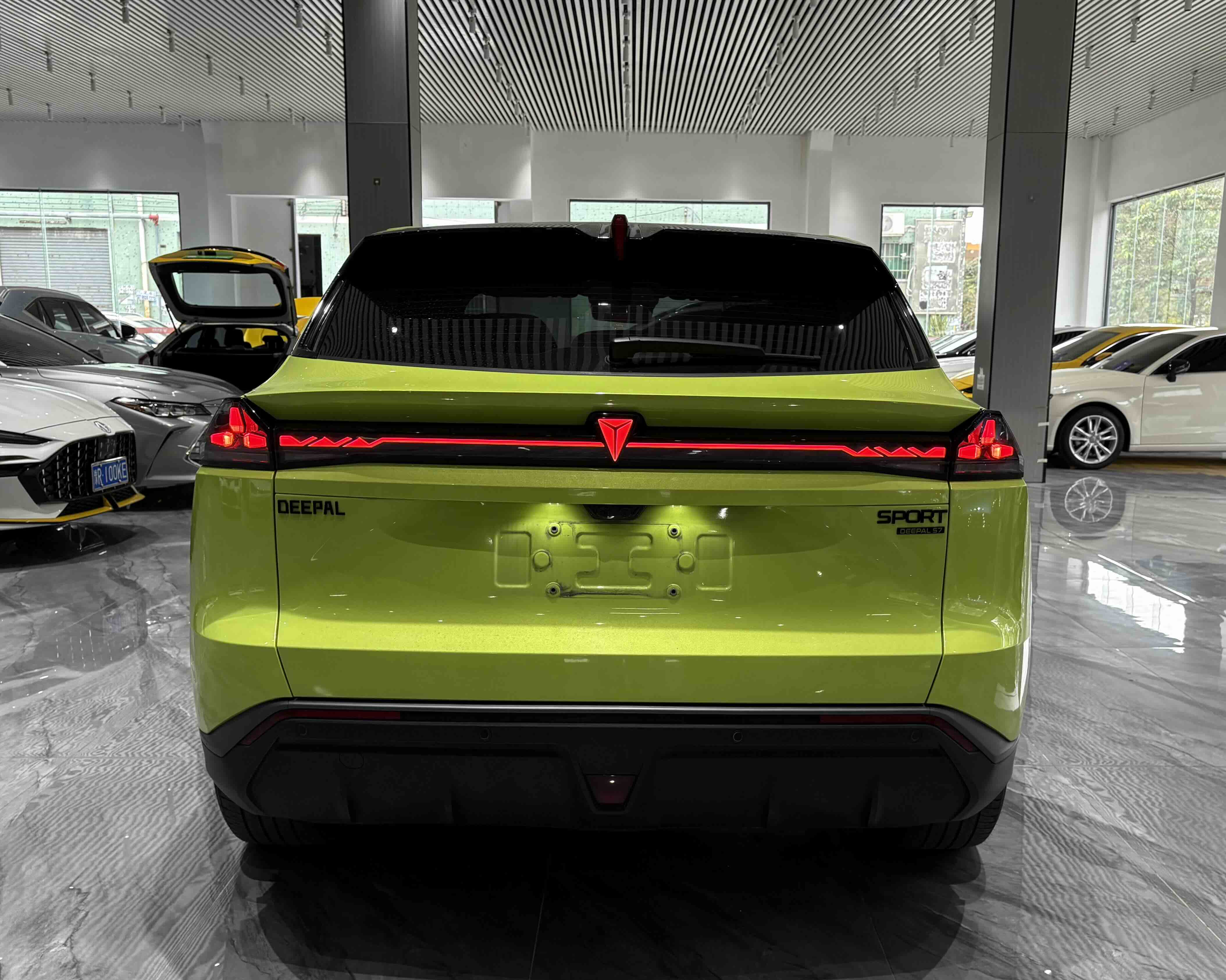 Deepal S07 2024 car image #32