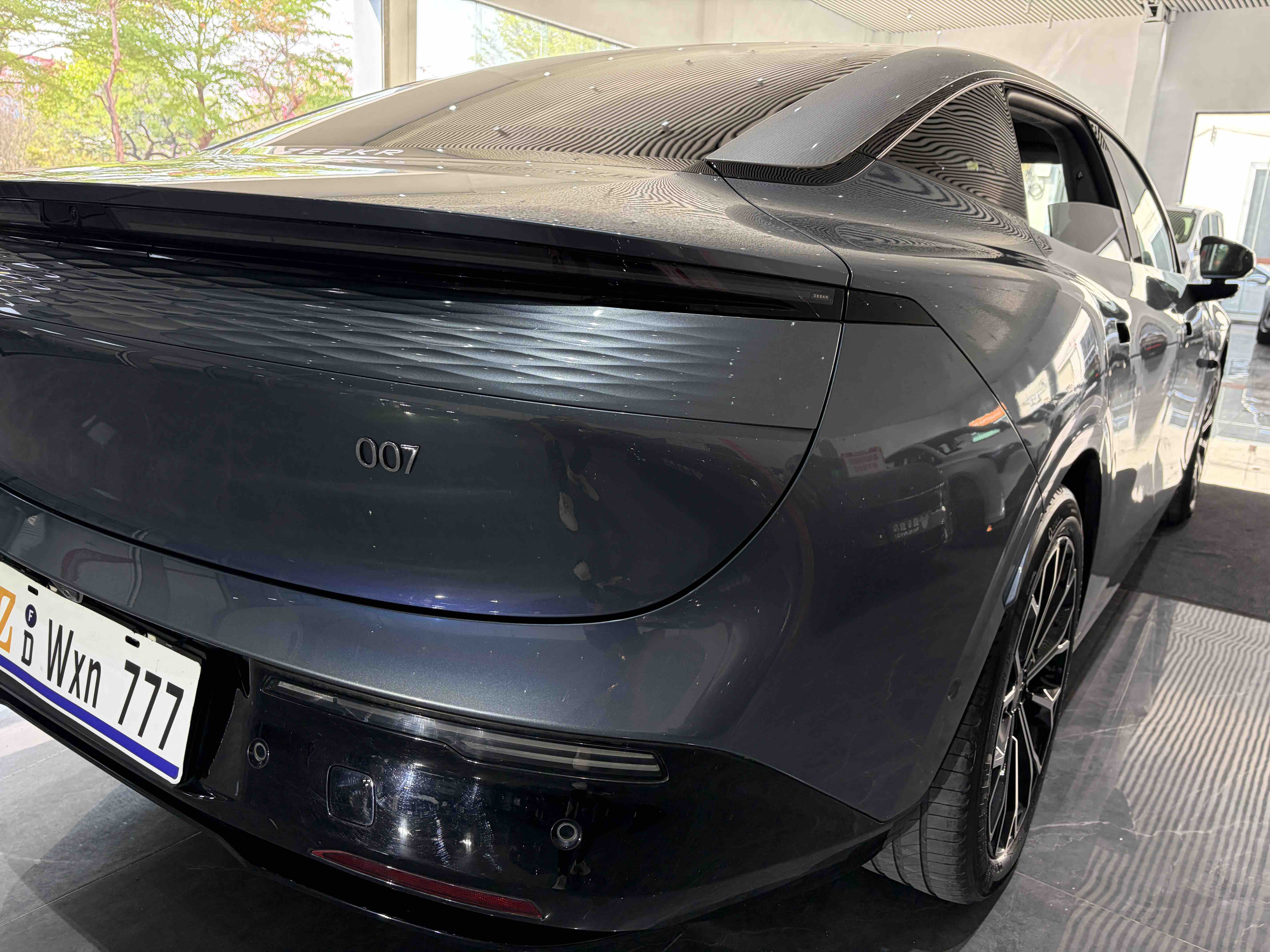 极氪 极氪007 2024 汽车图片 #32