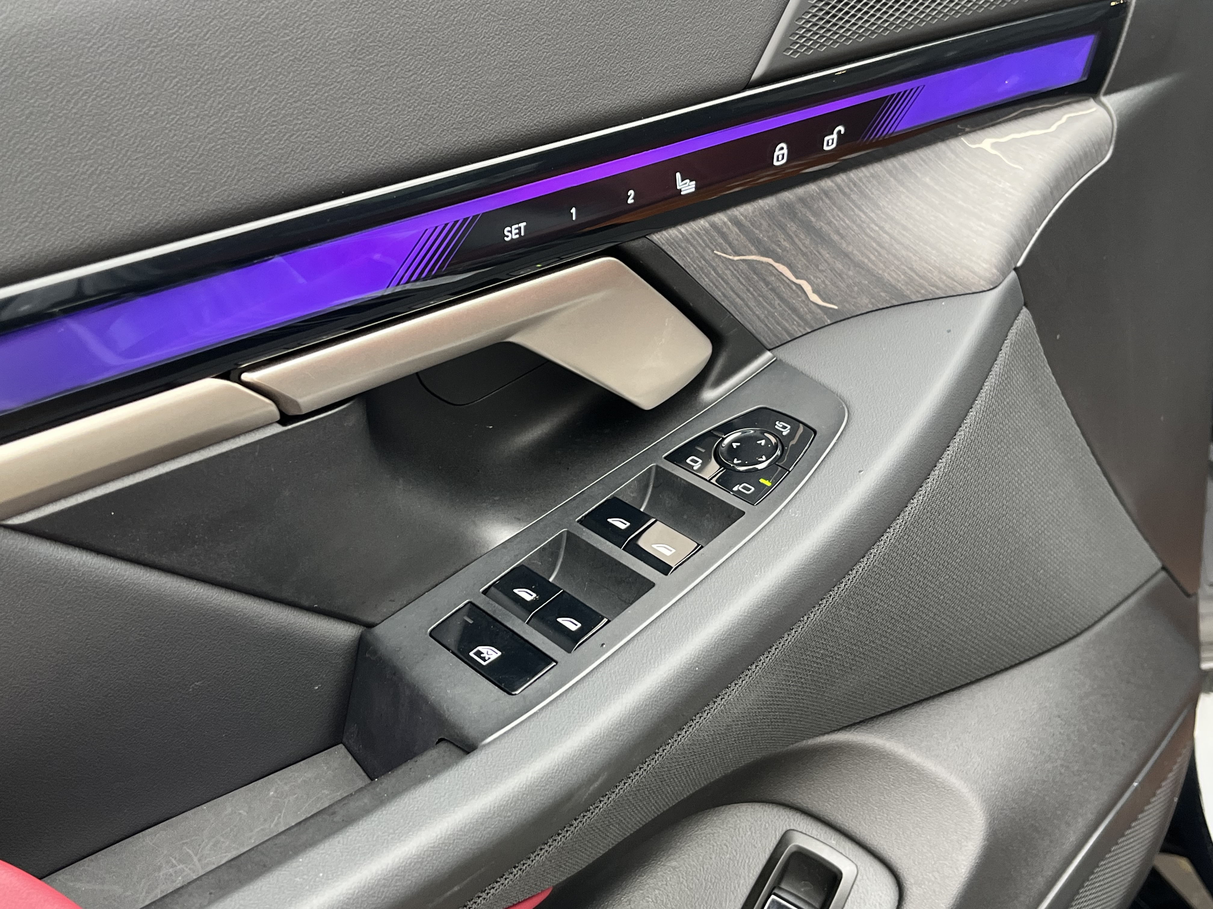 BMW i5 2024 car image #32
