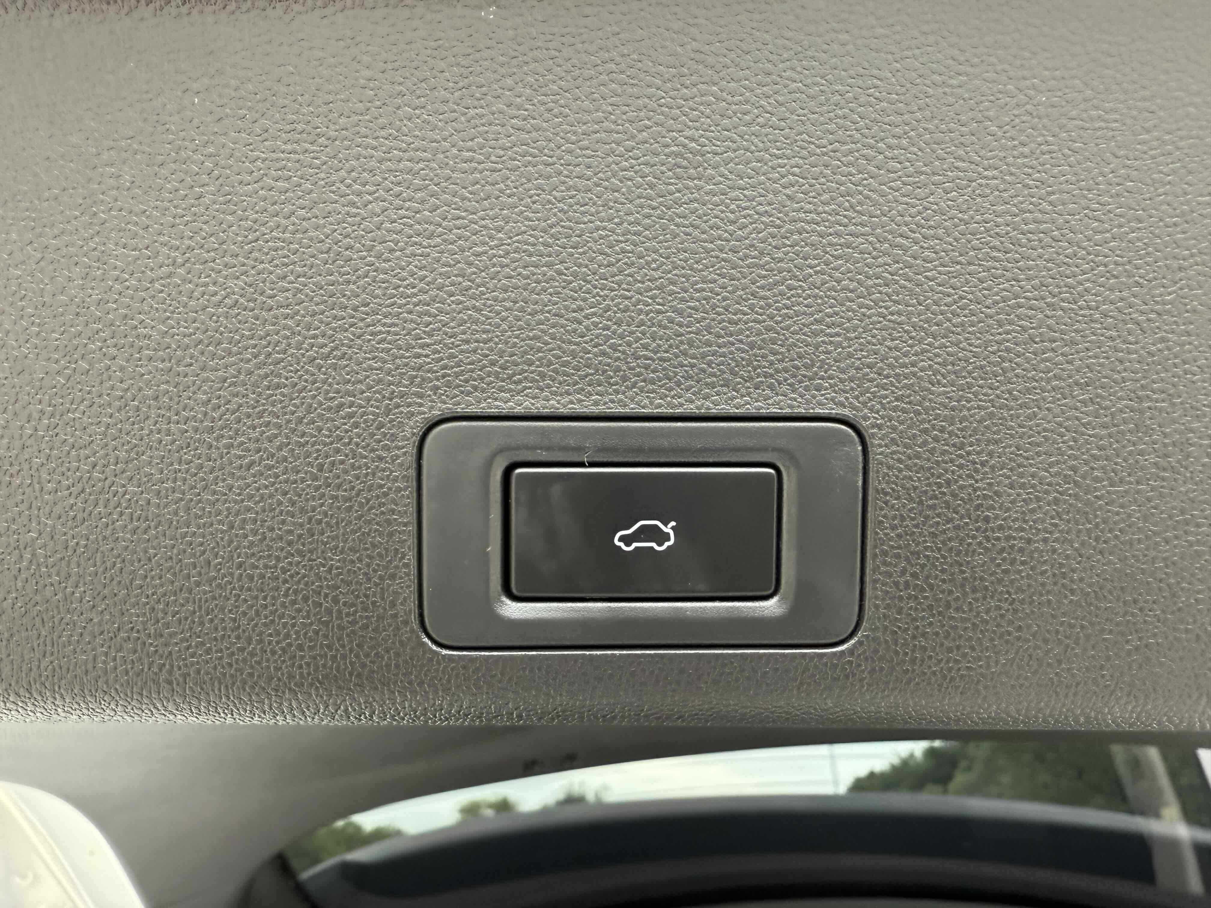 Chery Exploration 06 C-DM 2024 immagine di auto #32