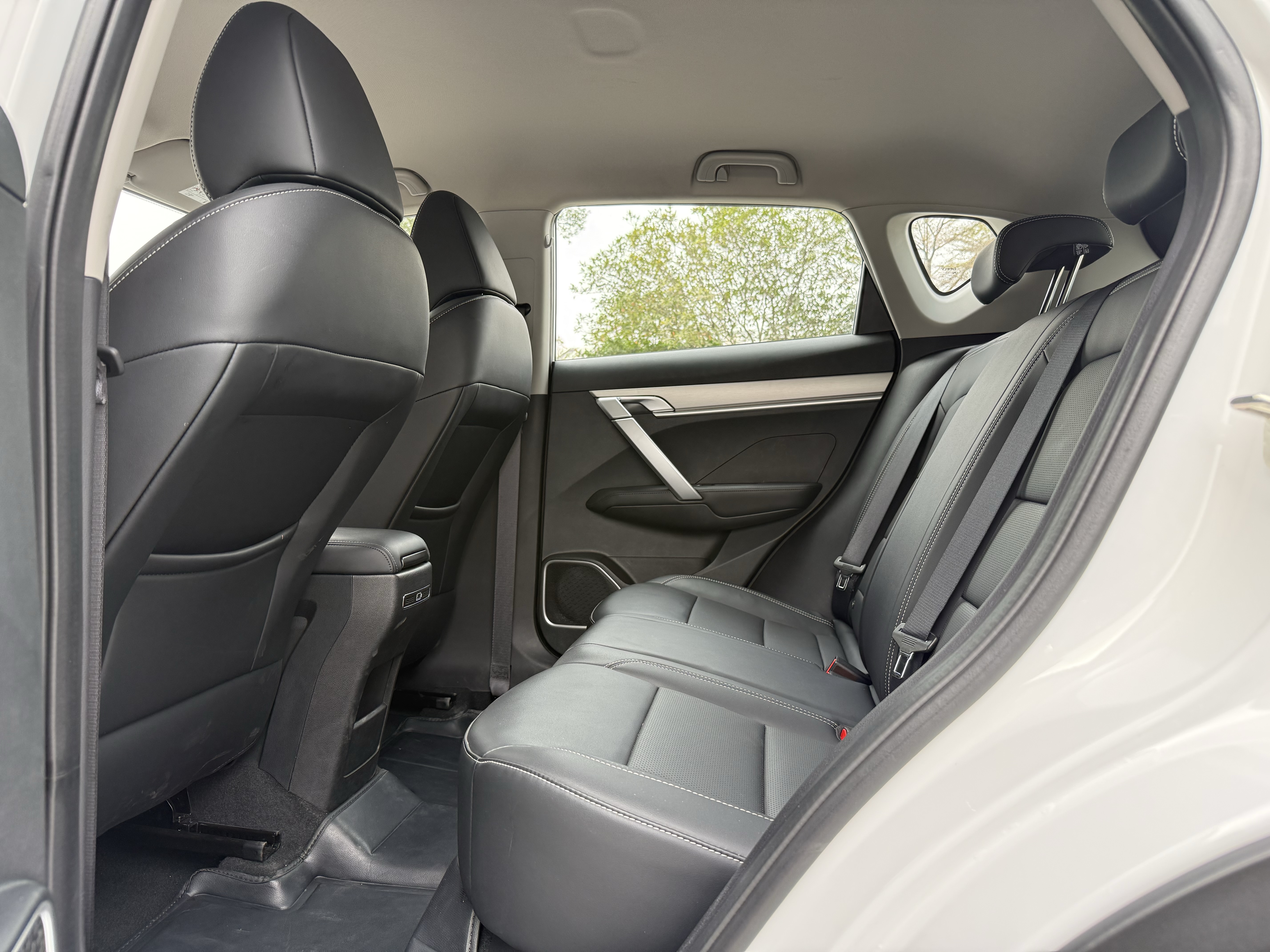 GEELY Coolray 2025 car image #32