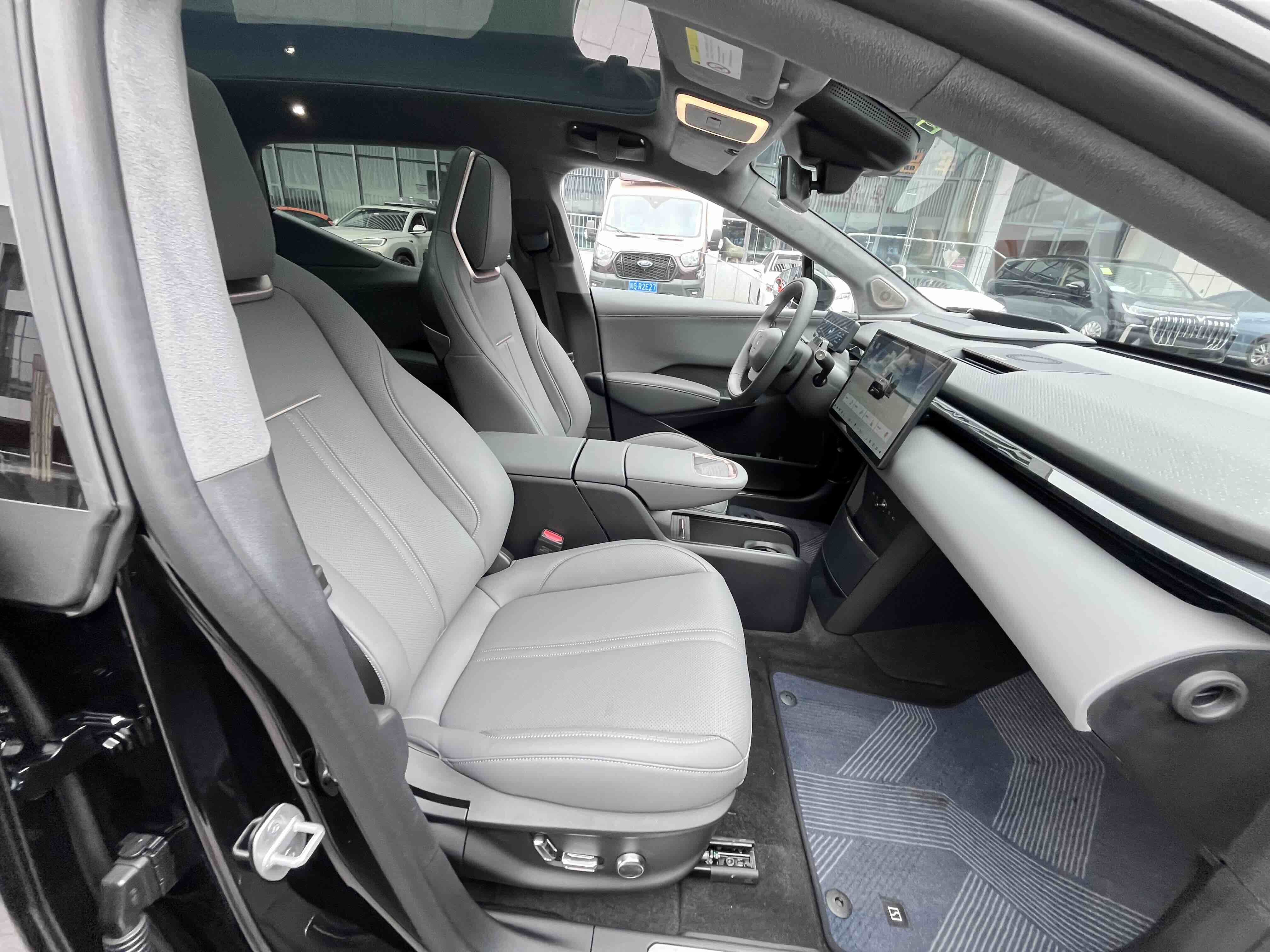 Zeekr X 2024 #32 Zeekr X 2024 car image #32