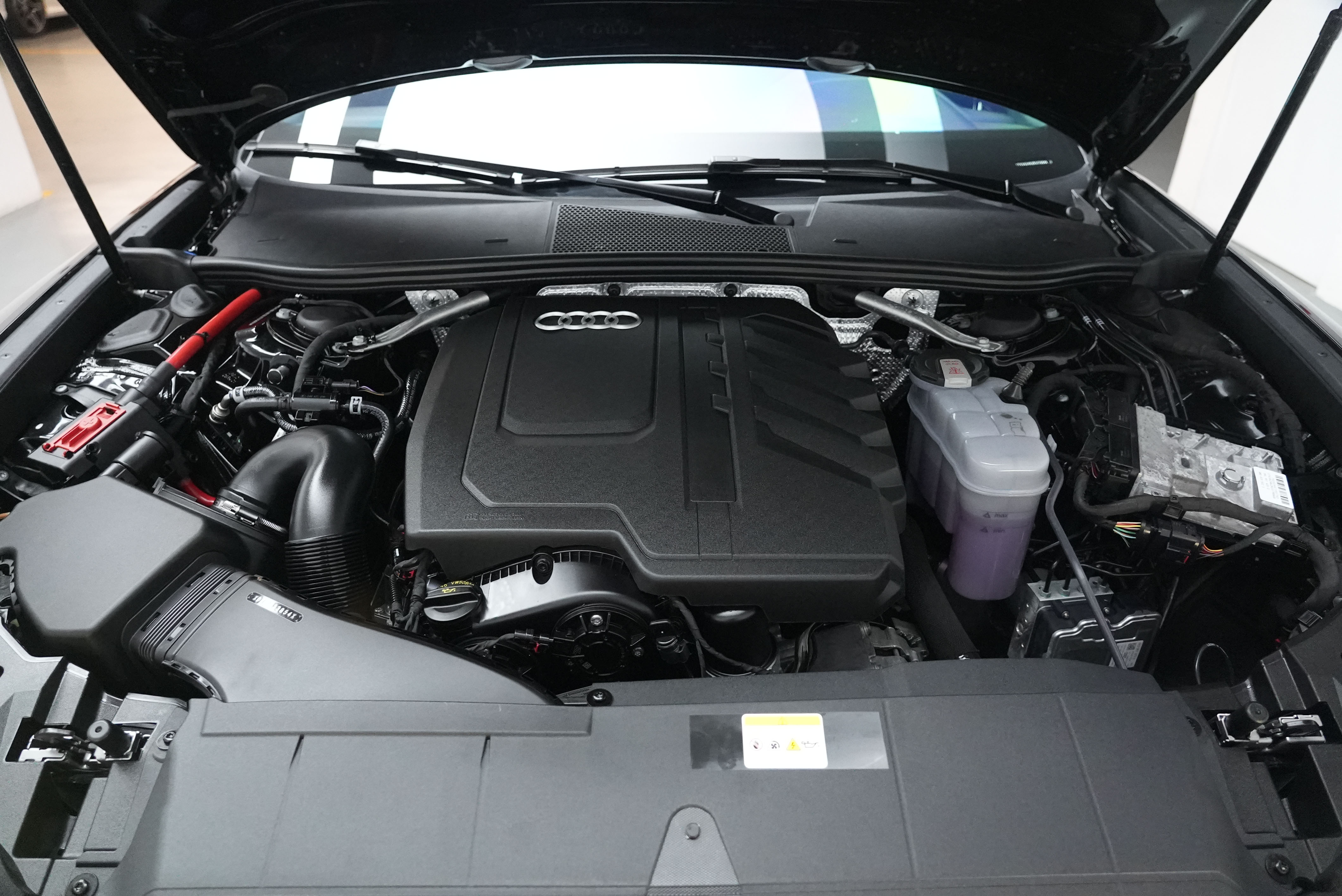 Audi A6L 2025 car image #32