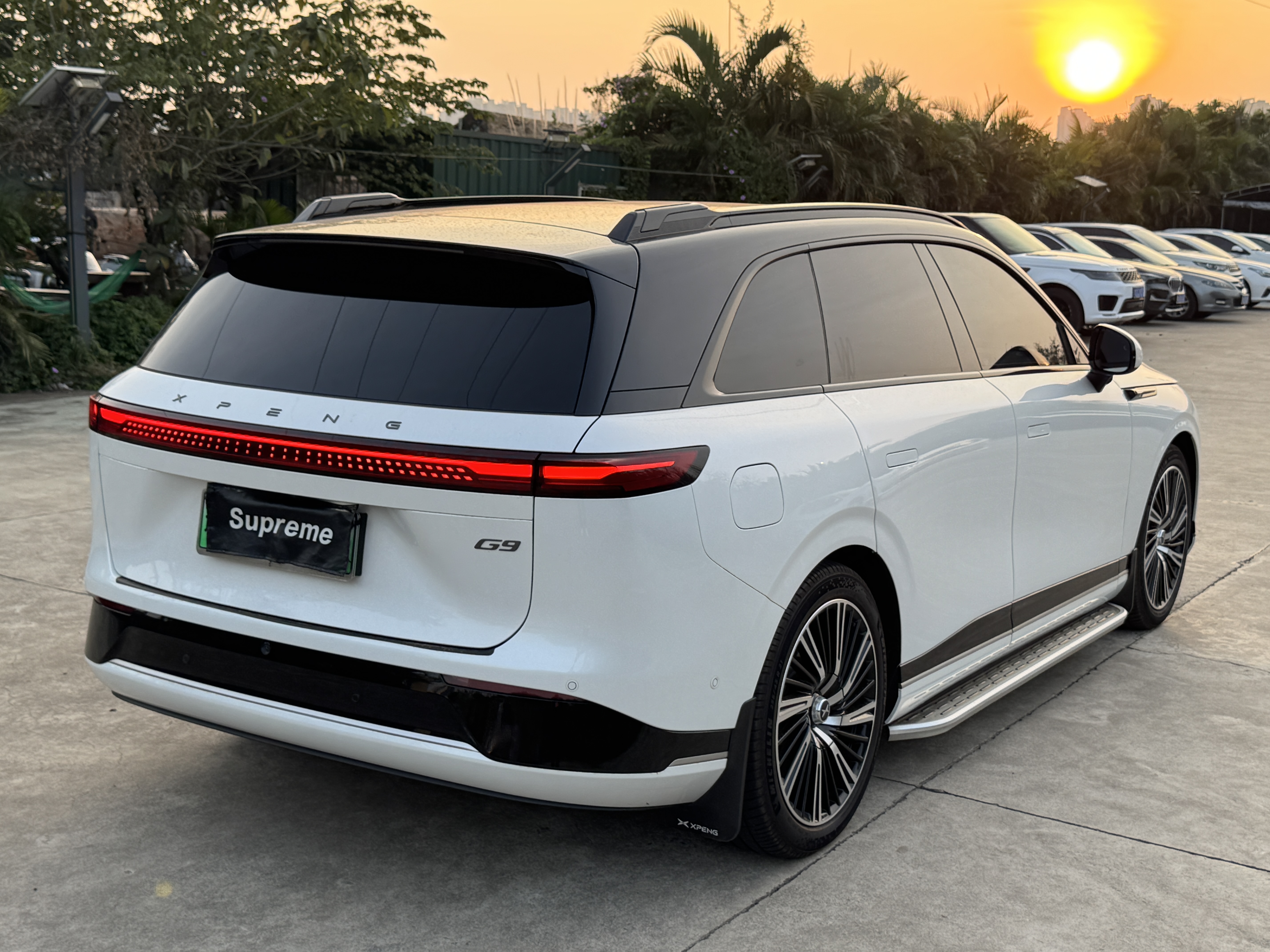 Xpeng G9 2025 car image #32