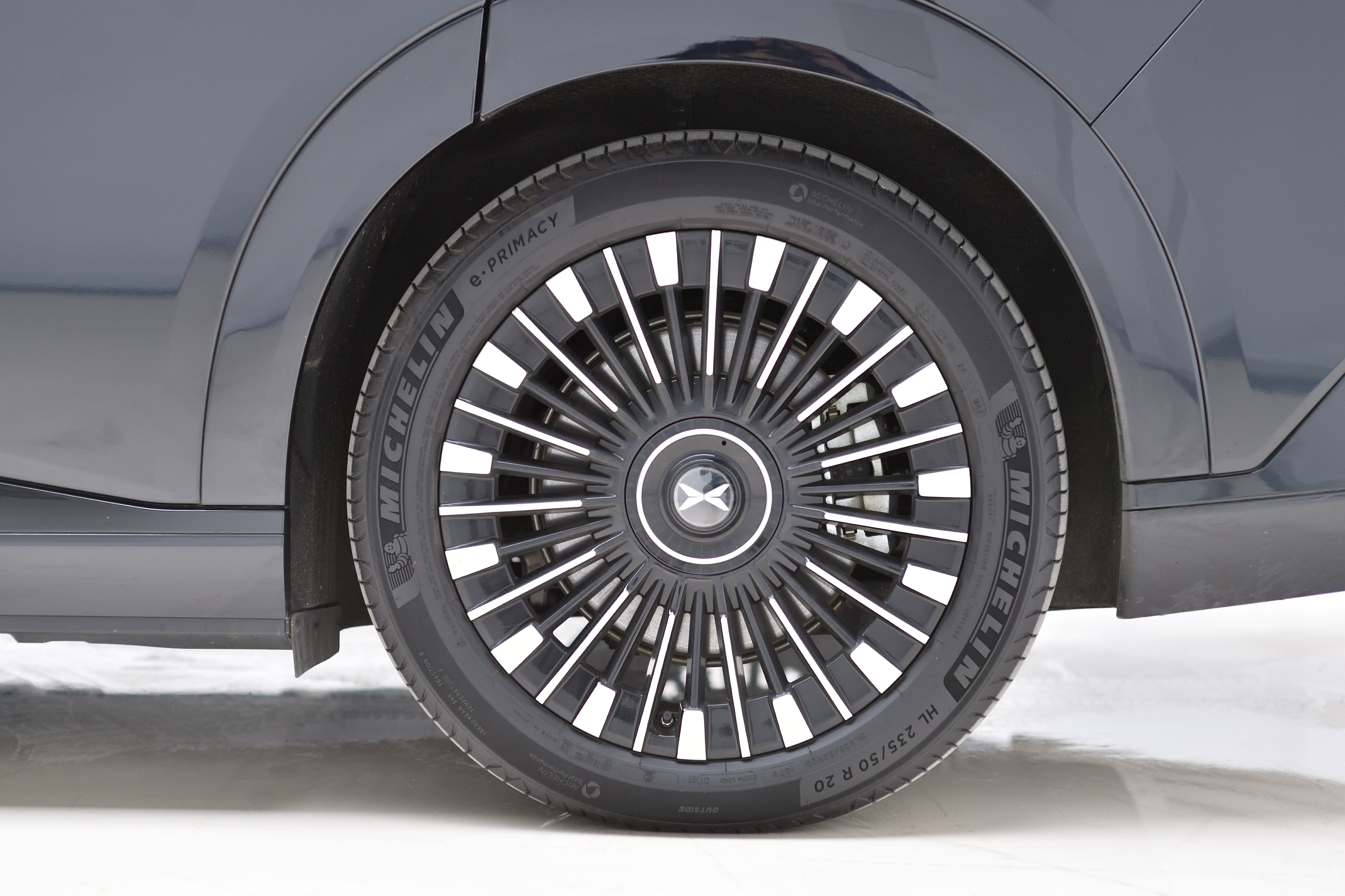 Xpeng X9 2025 #32 Xpeng X9 2025 immagine di auto #32