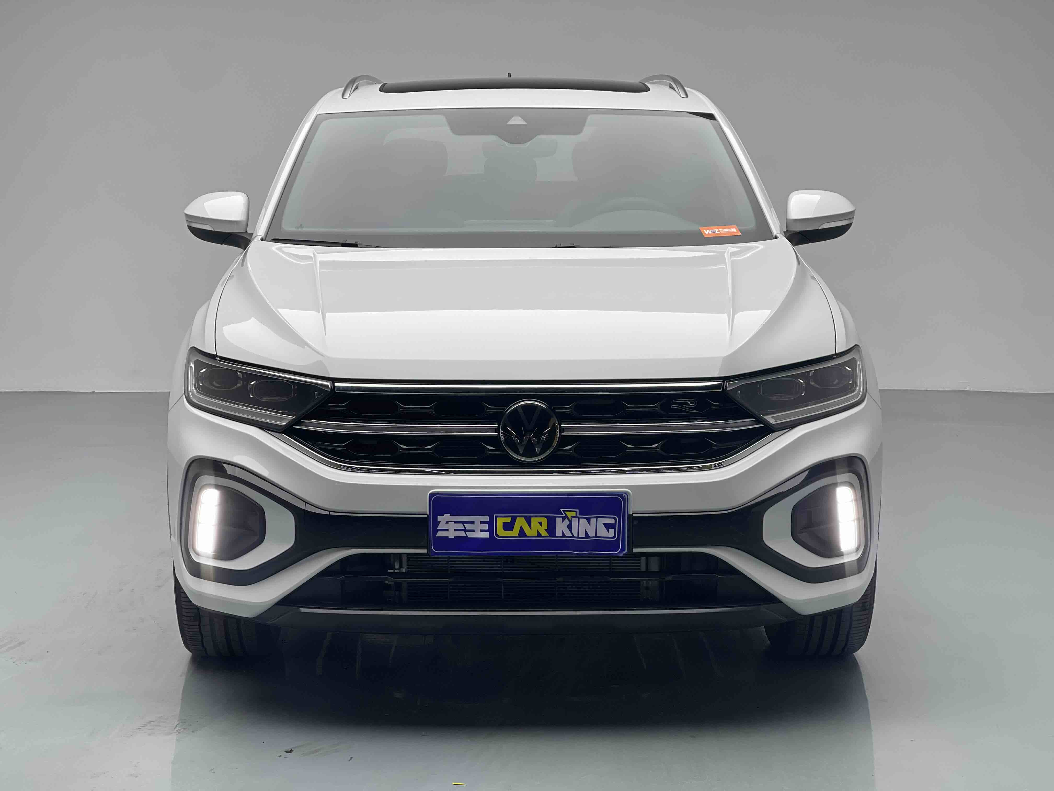 Volkswagen T-Roc 2025 car image #32