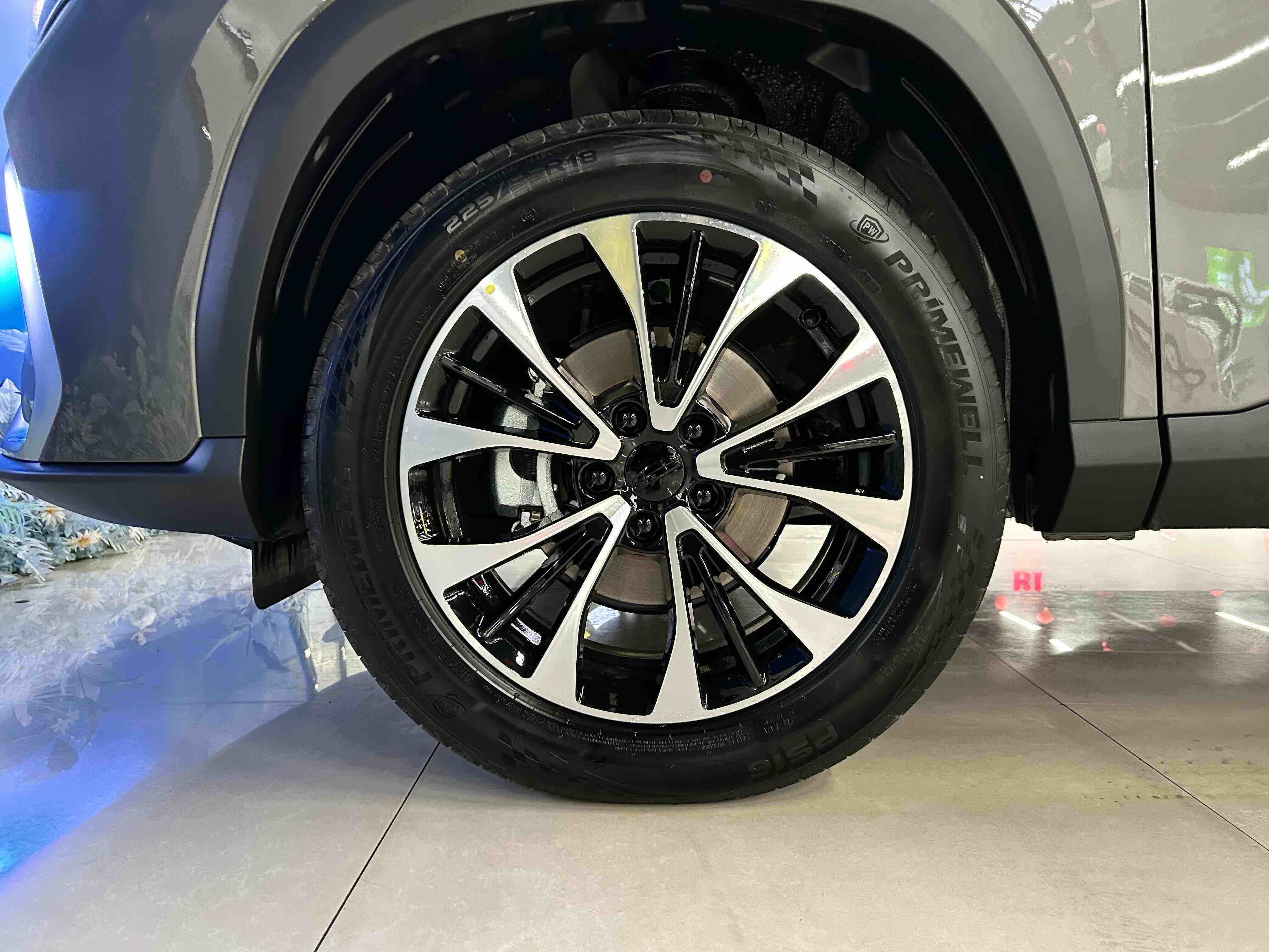 GEELY Boyue 2026 car image #32