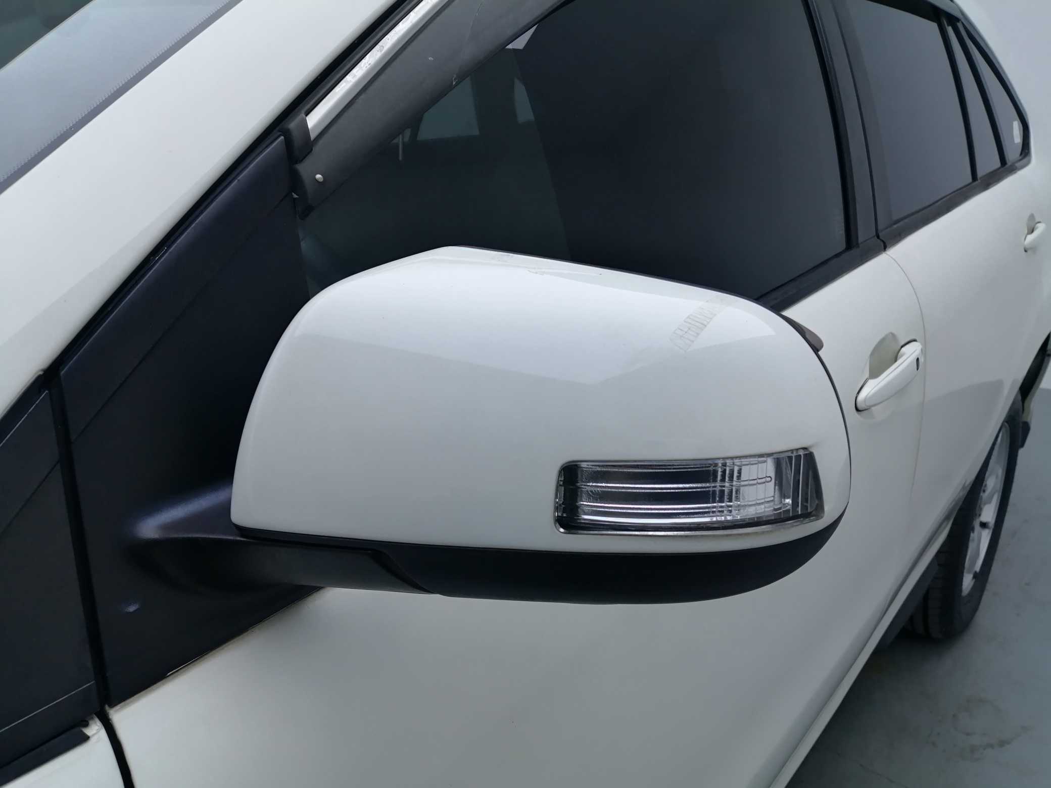 BYD S6 2013 car image #32