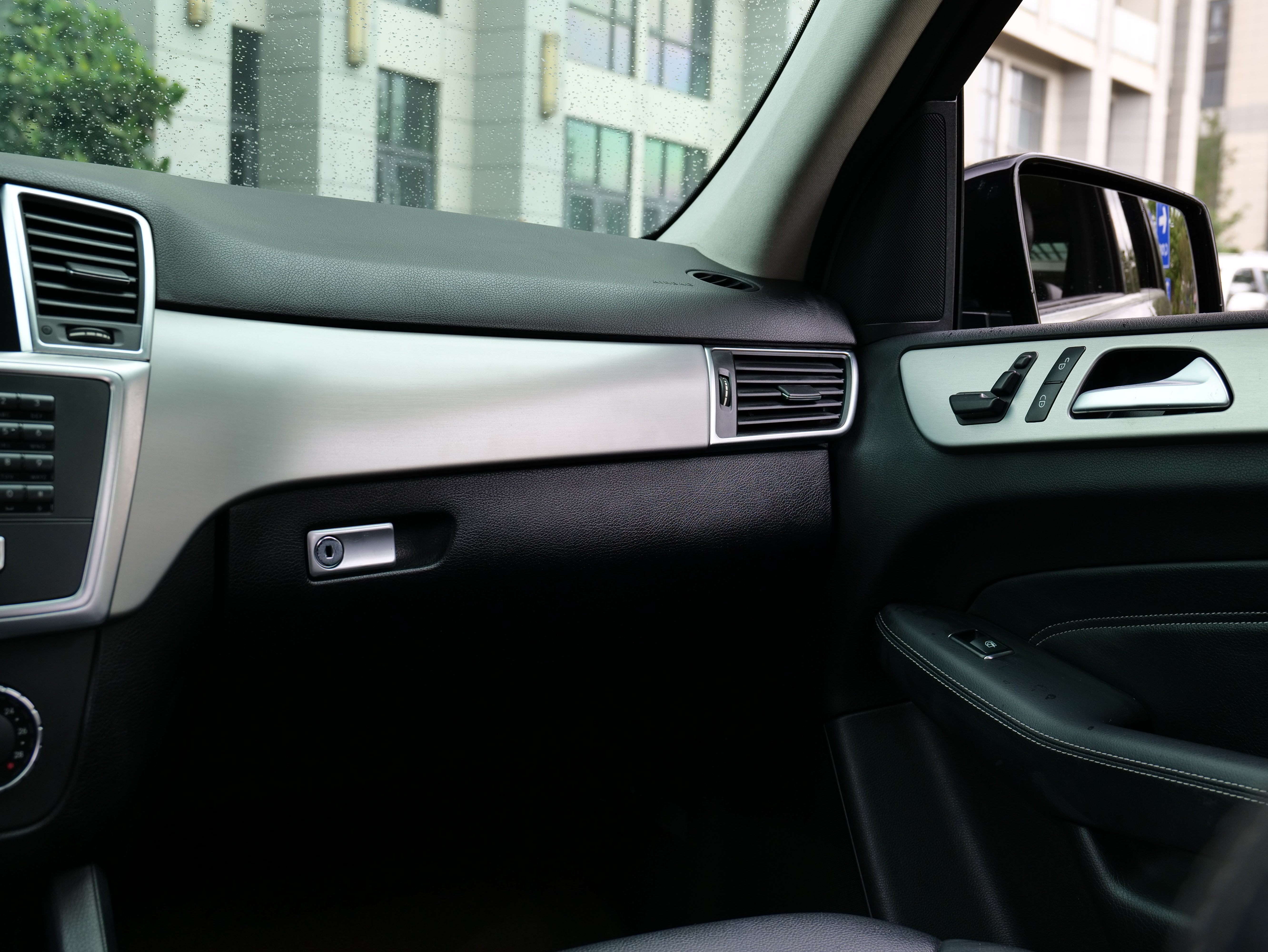 Mercedes-Benz M Class 2014 #32 Mercedes-Benz M Class 2014 car image #32