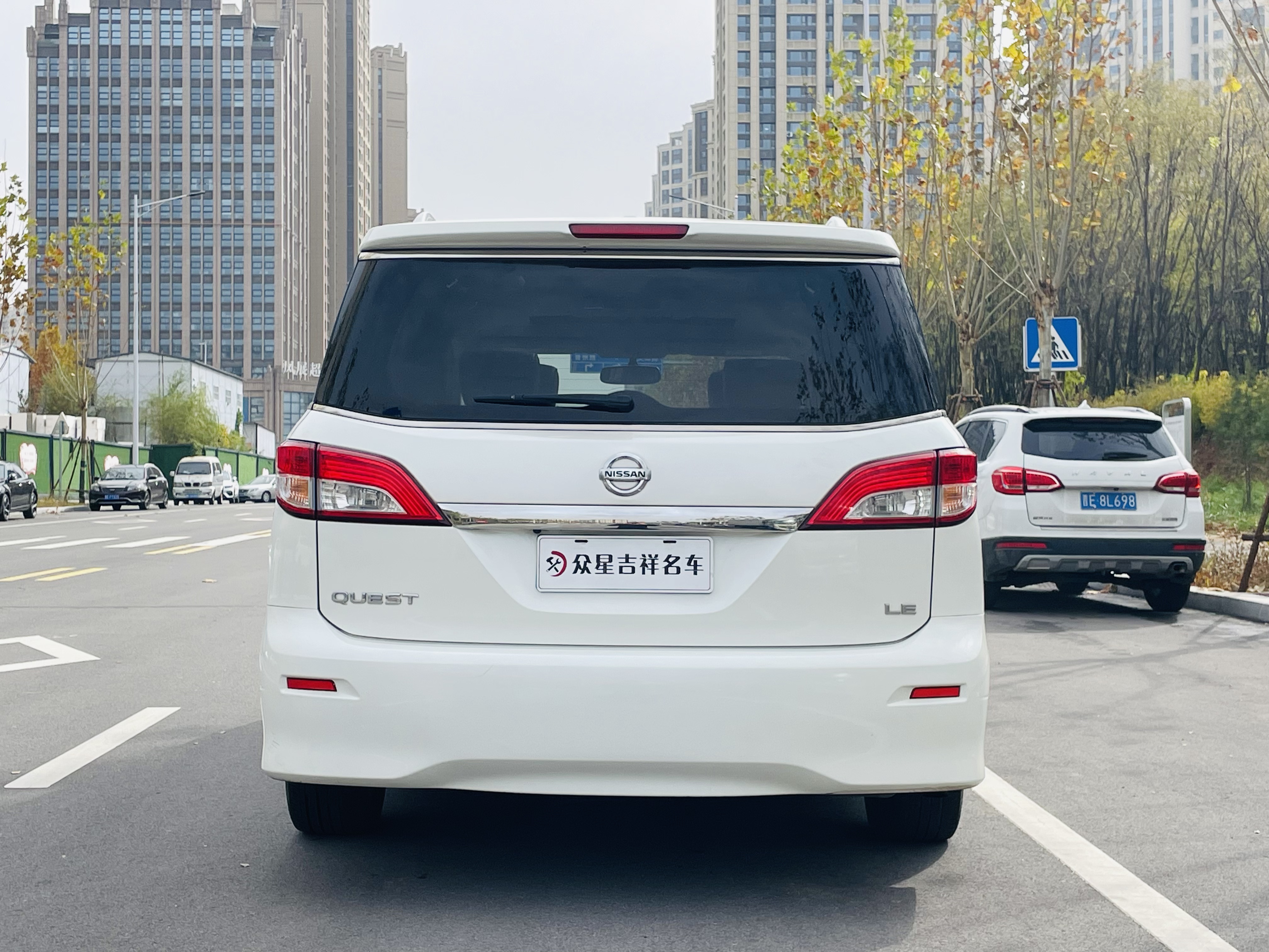 日产 贵士 2012 汽车图片 #32