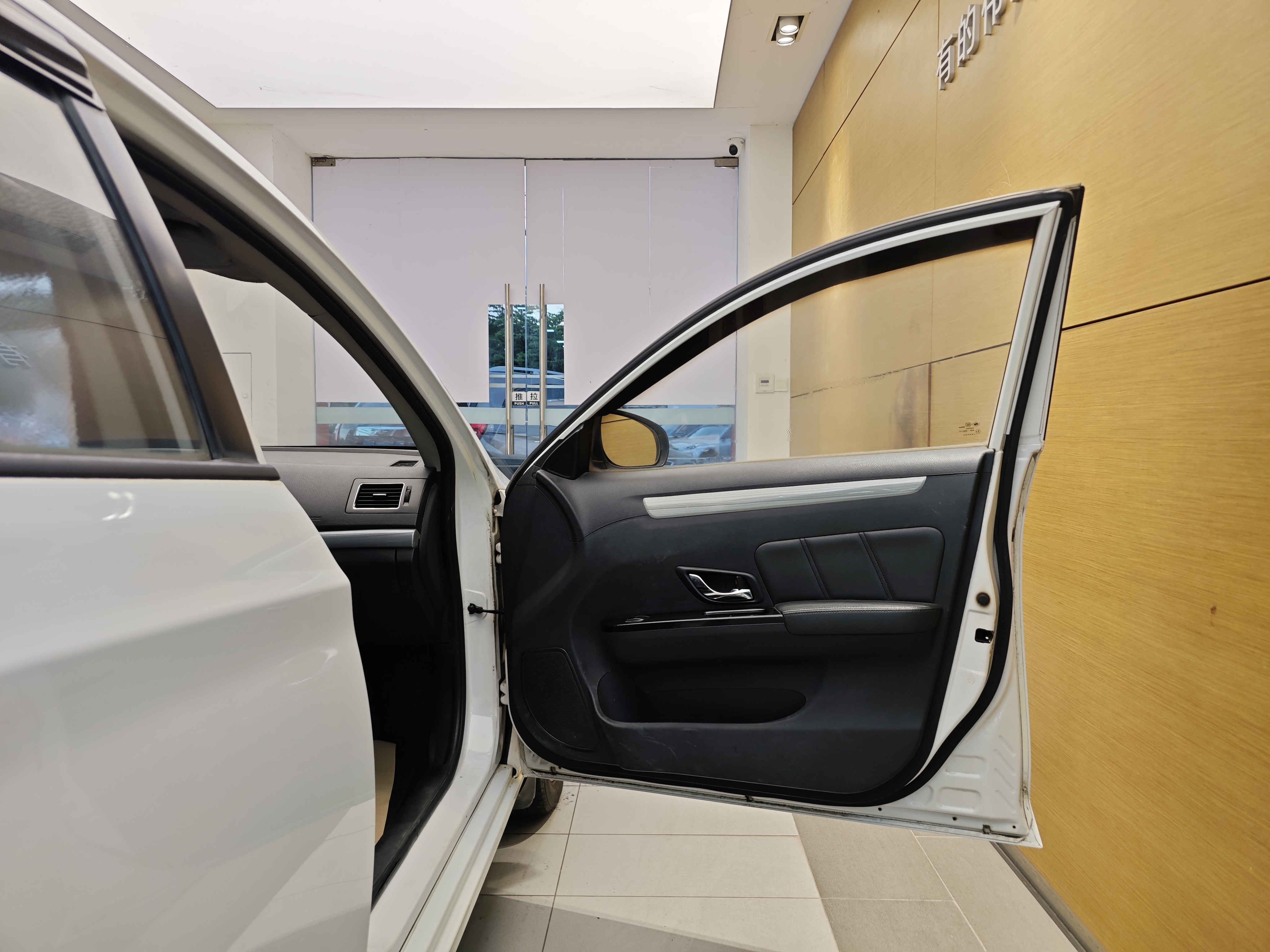 Forthing JOYEAR S50 2015 #32 Forthing JOYEAR S50 2015 immagine di auto #32