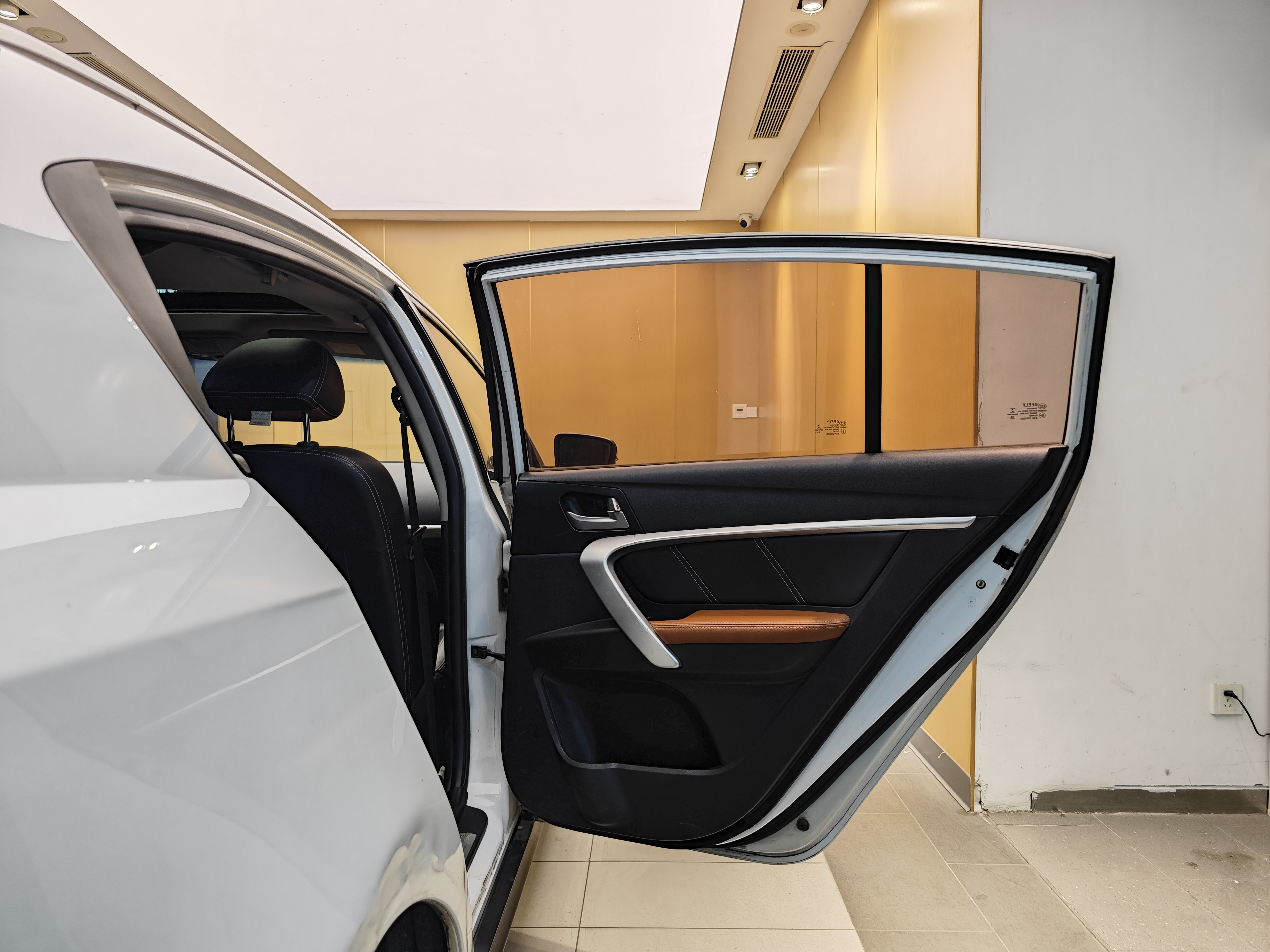 GEELY Emgrand 2016 #32 GEELY Emgrand 2016 car image #32