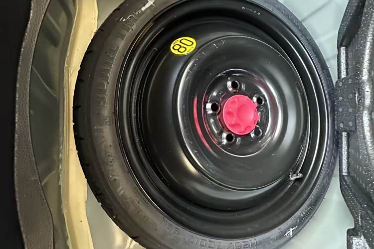 Toyota Lingshang 2022 #32 Toyota Lingshang 2022 immagine di auto #32