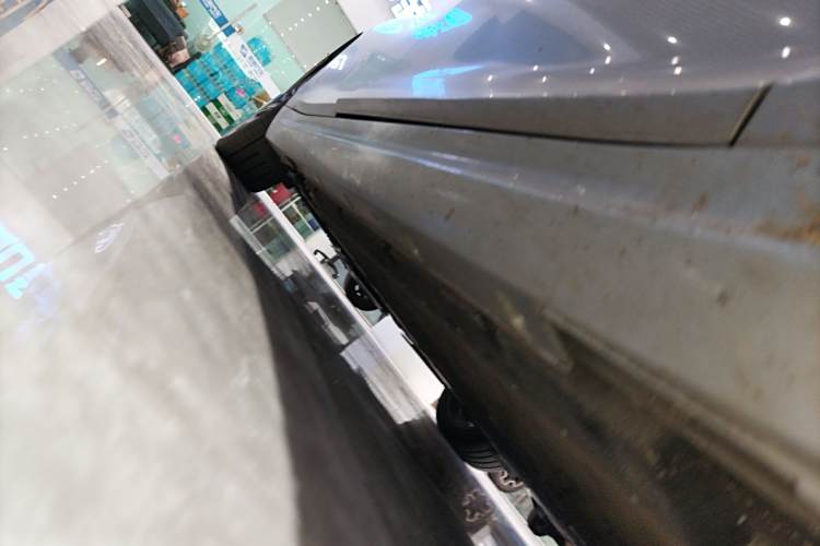 哪吒汽车 哪吒S 2023 汽车图片 #32