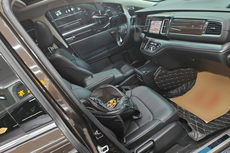 Honda Elysion 2019 imagen de coche #32