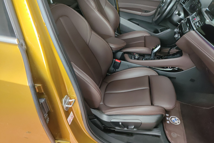 BMW X2 2020 car image #32