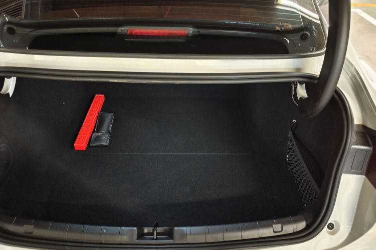 零跑汽车 零跑B01 2025 汽车图片 #32