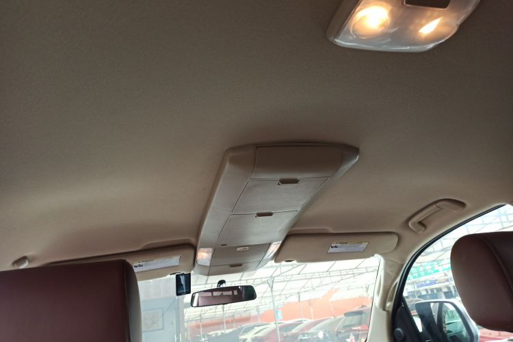 Toyota Sequoia 2016 #32 Toyota Sequoia 2016 imagen de coche #32