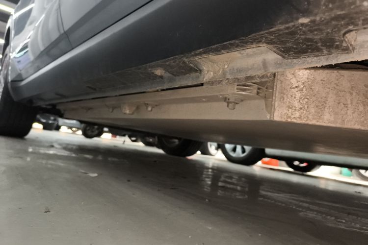 睿蓝汽车 枫叶80v PRO 2023 汽车图片 #32