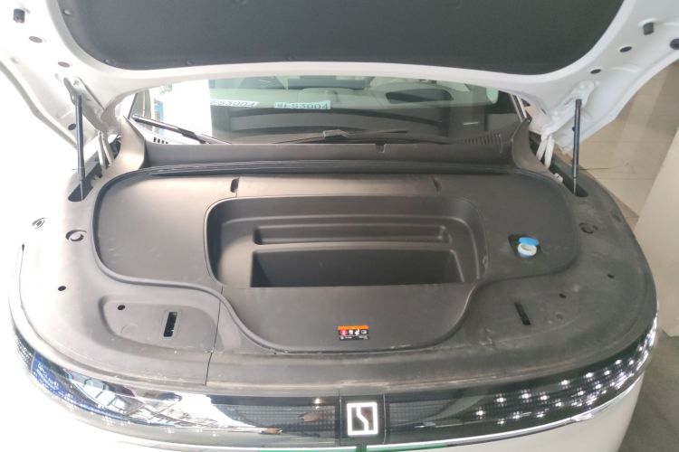 Zeekr 7X 2024 car image #32