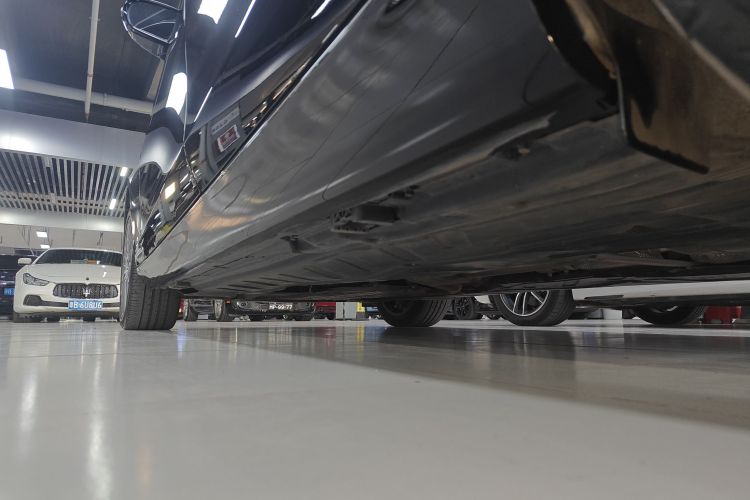 Mercedes-Benz E Class 2022 car image #32