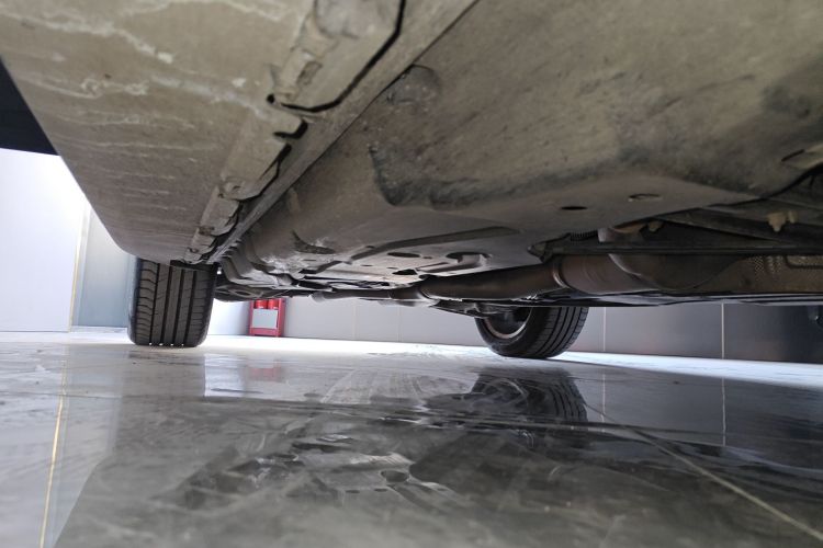 Mercedes-Benz M Class 2015 car image #32