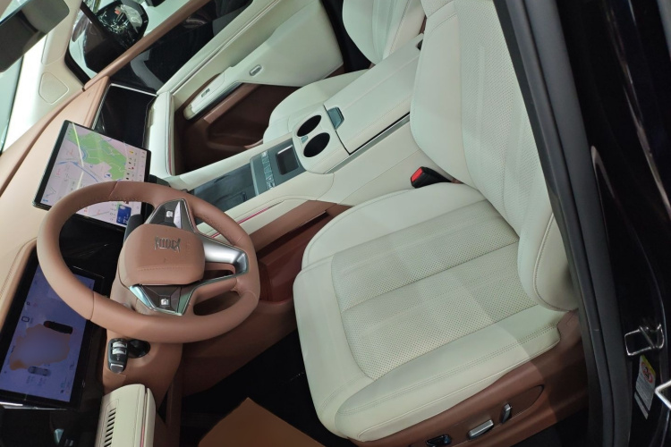 BYD Xia 2024 immagine di auto #32