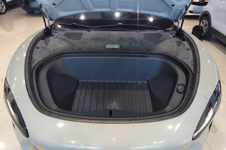 MI SU7 2025 car image #32