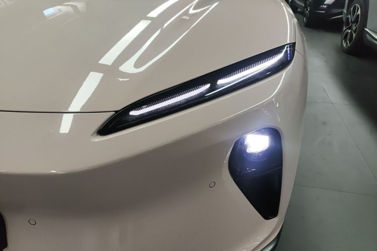 NIO ET5 2022 #32 NIO ET5 2022 car image #32