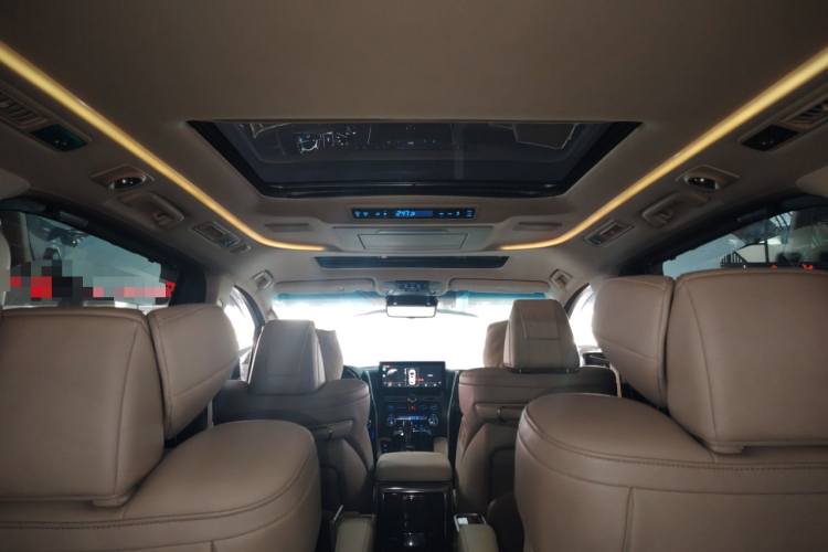 丰田 埃尔法 2021 汽车图片 #32