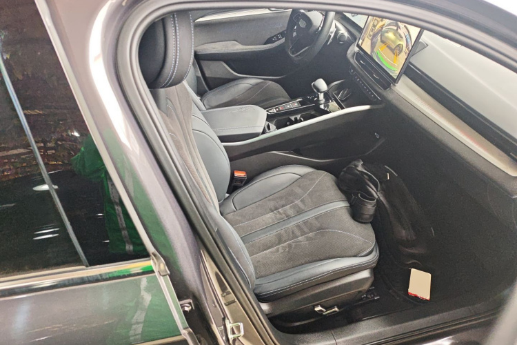 GEELY Preface 2024 car image #32