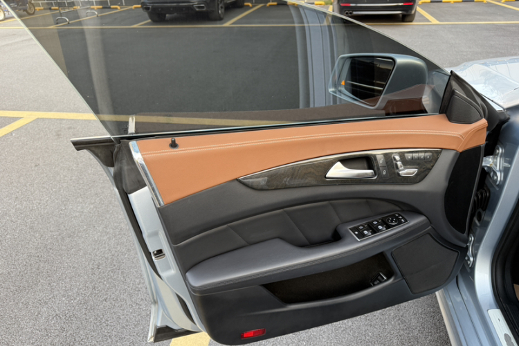 Mercedes-Benz CLS Class 2015 #32 Mercedes-Benz CLS Class 2015 immagine di auto #32