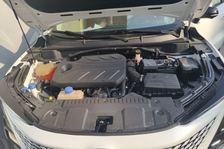 Changan UNI-T 2021 car image #32