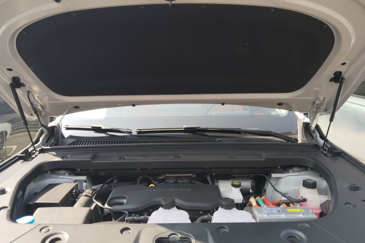 零跑汽车 零跑C10 2025 汽车图片 #32