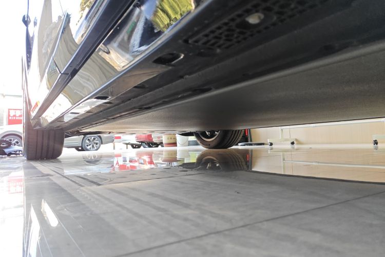 小米汽车 小米YU7 2025 汽车图片 #32