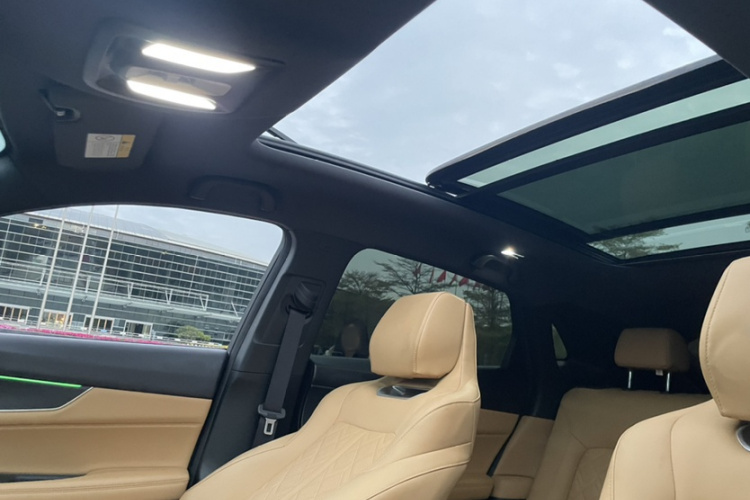 Changan UNI-K 2021 car image #32