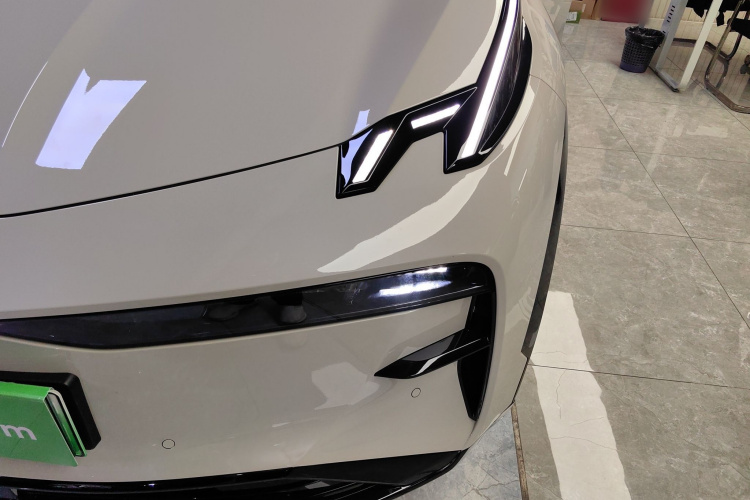 极氪 极氪X 2024 汽车图片 #32