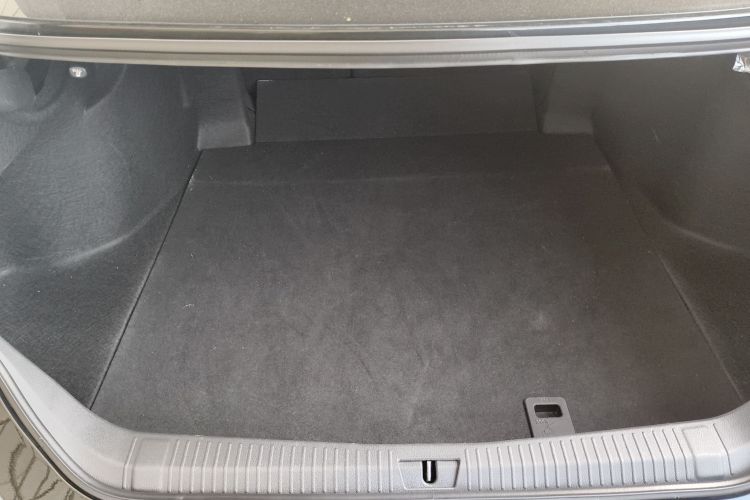 Toyota Avalon 2023 car image #32