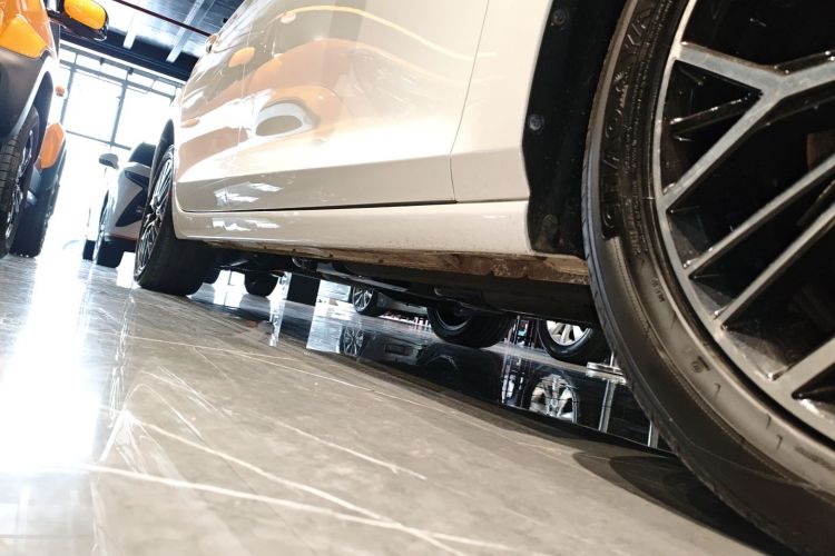 JAC A5 PLUS 2023 immagine di auto #32