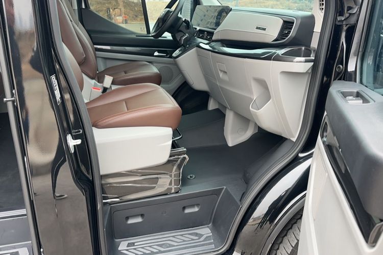 Ford Transit T8 2024 #32 Ford Transit T8 2024 car image #32