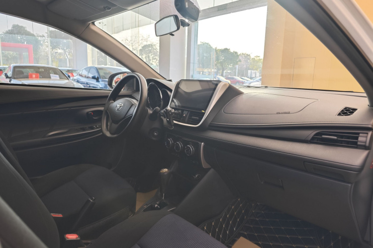 Toyota Yaris L Zhixiang 2019 صورة سيارة #32