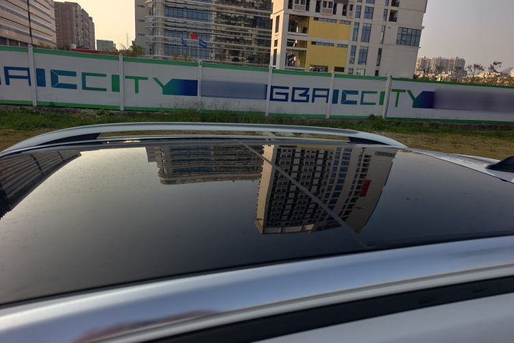 Roewe RX3 2020 изображение автомобиля #32