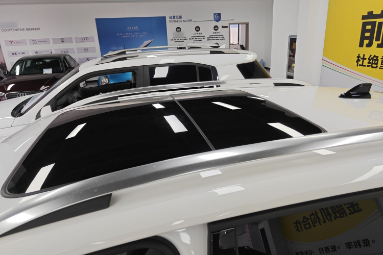 Volkswagen T-Cross 2022 car image #32