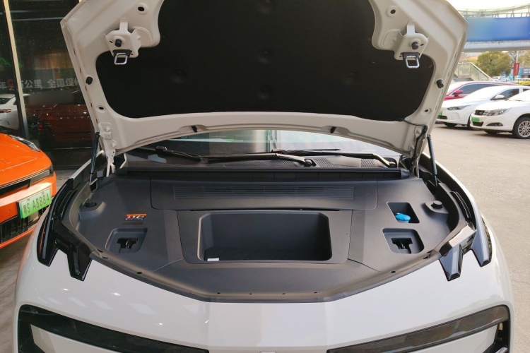 Zeekr X 2024 immagine di auto #32