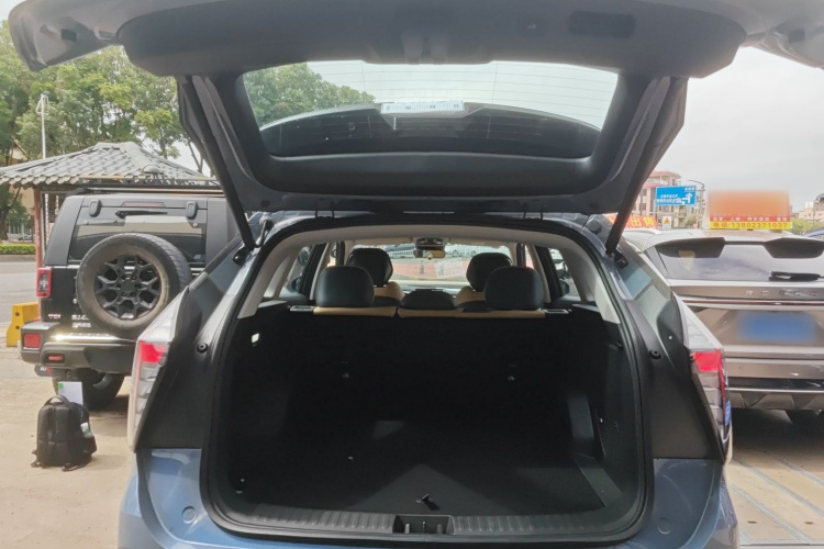 GEELY Boyue L 2024 car image #32