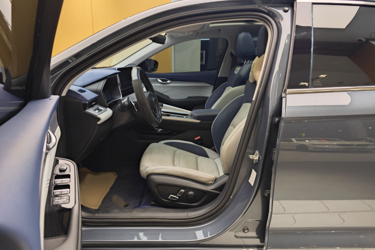 Preface 2022 car image #32