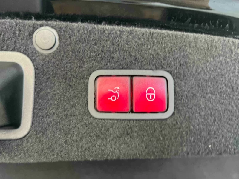 Mercedes-Benz Maybach S Class 2015 car image #32