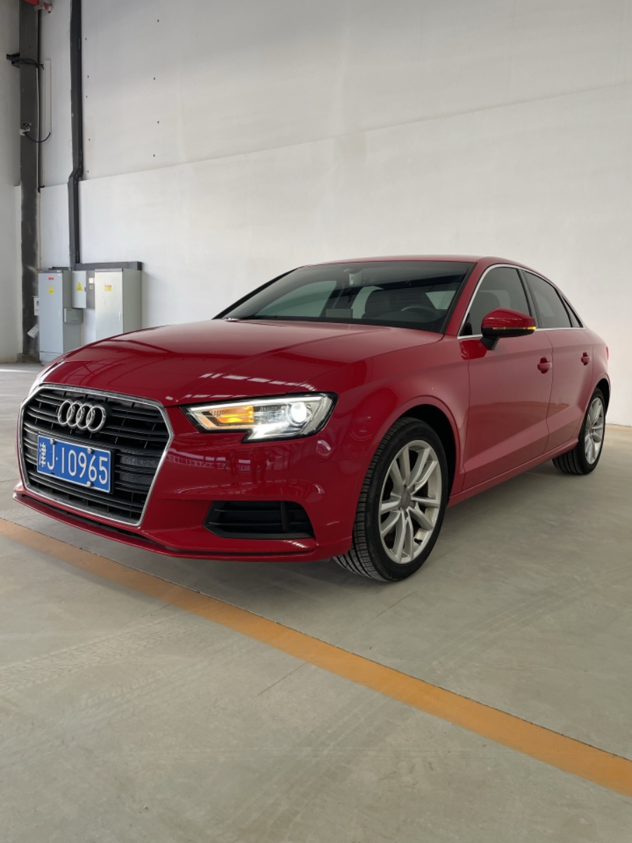 Audi A3 2018 car image 