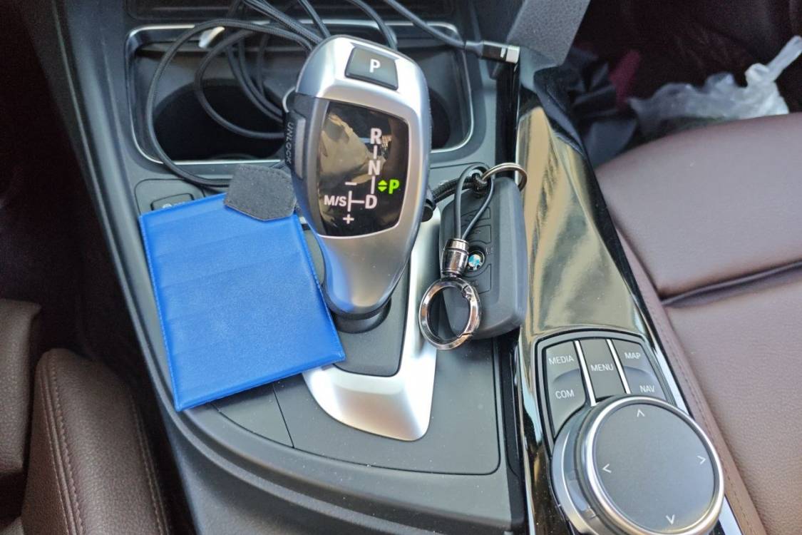 BMW 3 Series 2019 #27 BMW 3 Series 2019 car image #27